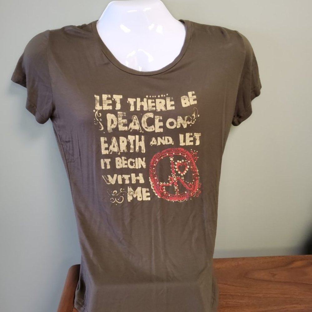 Distressed Worn Graphic T Shirt